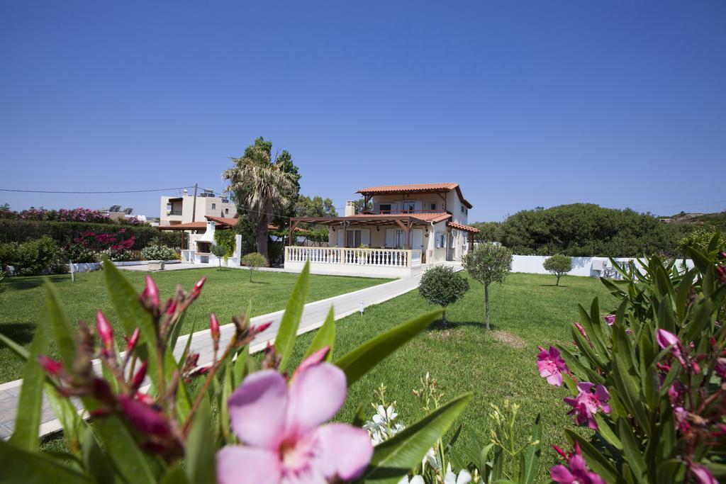 Villa Nefeli 吉奥塔略 外观 照片